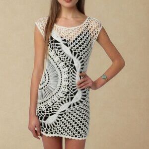 Sparkle & FADE Women's Crochet Corverup Drees Bodycon Beach Dress Sz M - L NEW